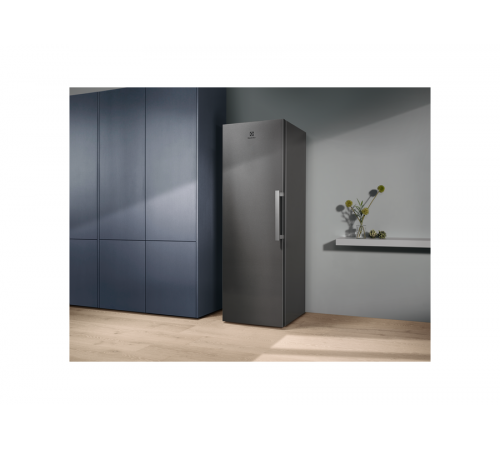 საყინულე ELECTROLUX RUT7ME28X2 საყინულე ELECTROLUX RUT7ME28X2